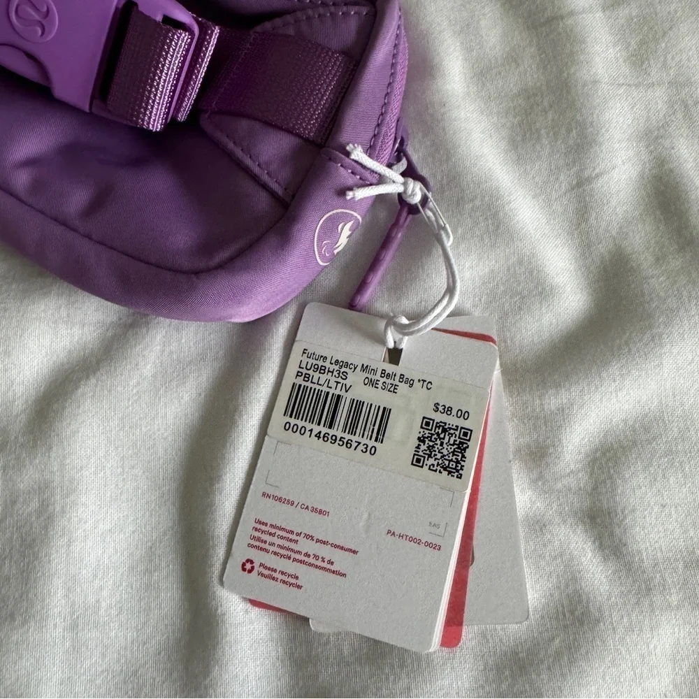 🆕🇨🇦 Lululemon Team Canada Future Legacy Mini Belt Bag Purple Blossom Lt Ivory